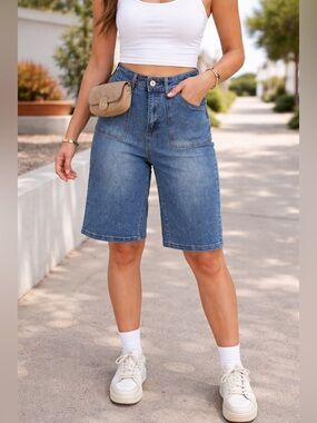 BloomChic High Rise Cropped Straight Leg Women’s Size 10 Jeans Stretch NWT